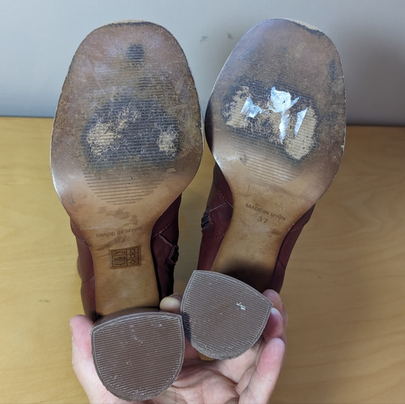 L'INTERVALLE Burgundy leather Boots! MADE IN SPAIN size 37= 6.5, 7 - Picture 4 of 9